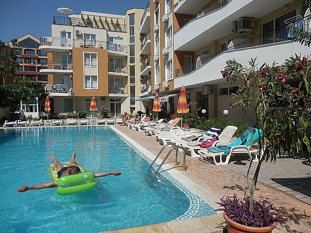 1 - vente appartement pieds dans l'eau sunny beach burgas bulgarie