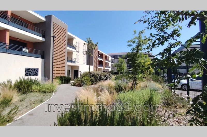 1 - venda apartamento hyères var frança