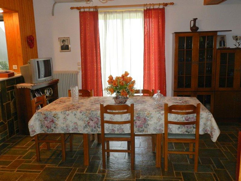 2 - vente maison loutráki péloponnèse grèce
