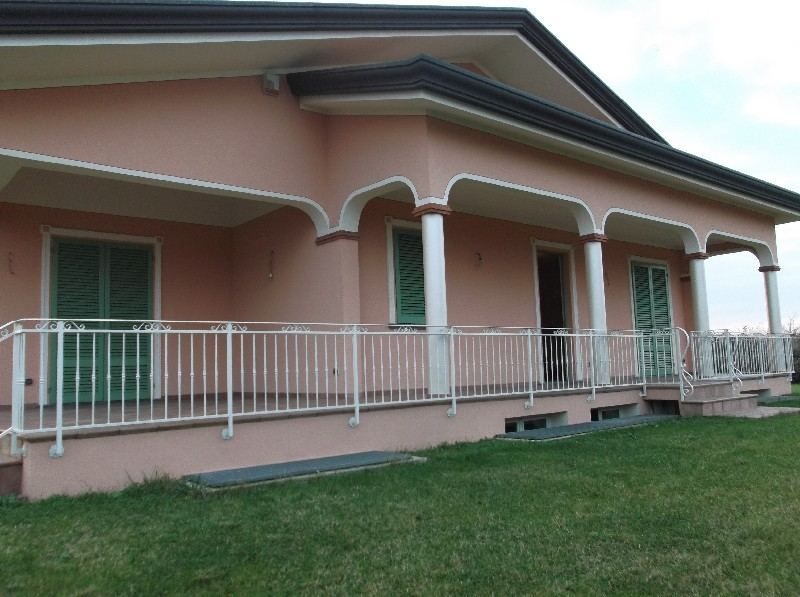1 - verkoop villa viareggio tuscany italië