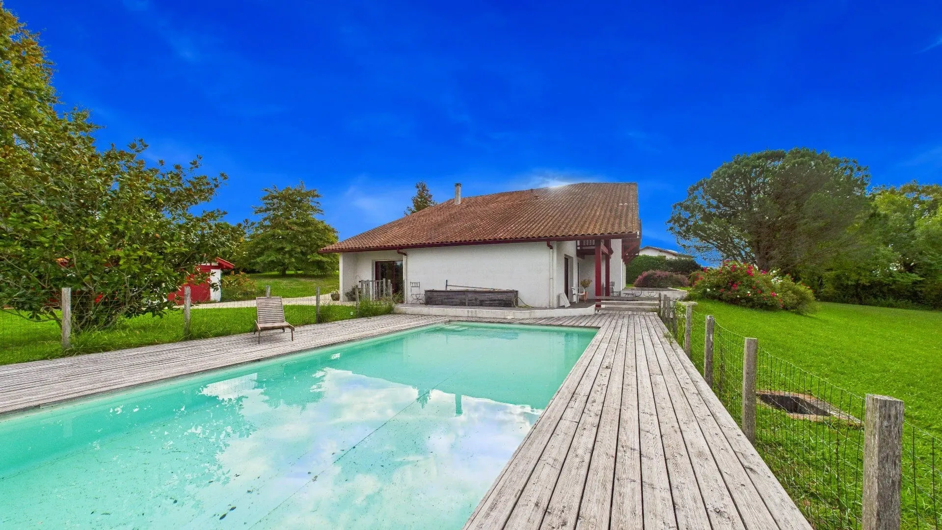 Maison avec piscine