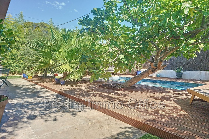Casa con piscina