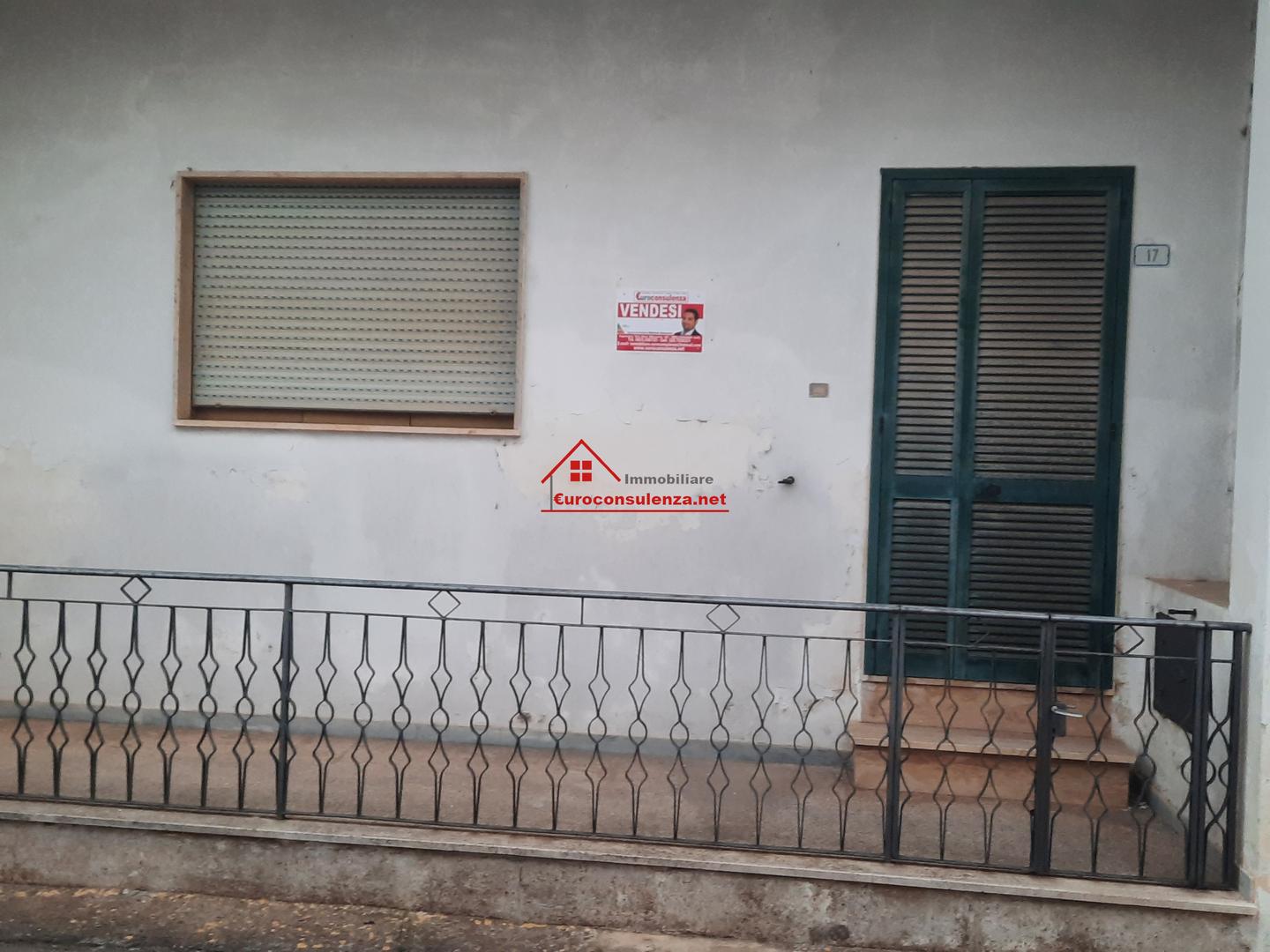 1 - verkoop huis botrugno apulia italië