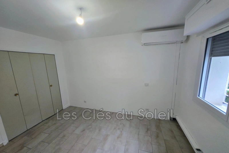 2 - verkoop appartement strand to voet bandol var frankrijk