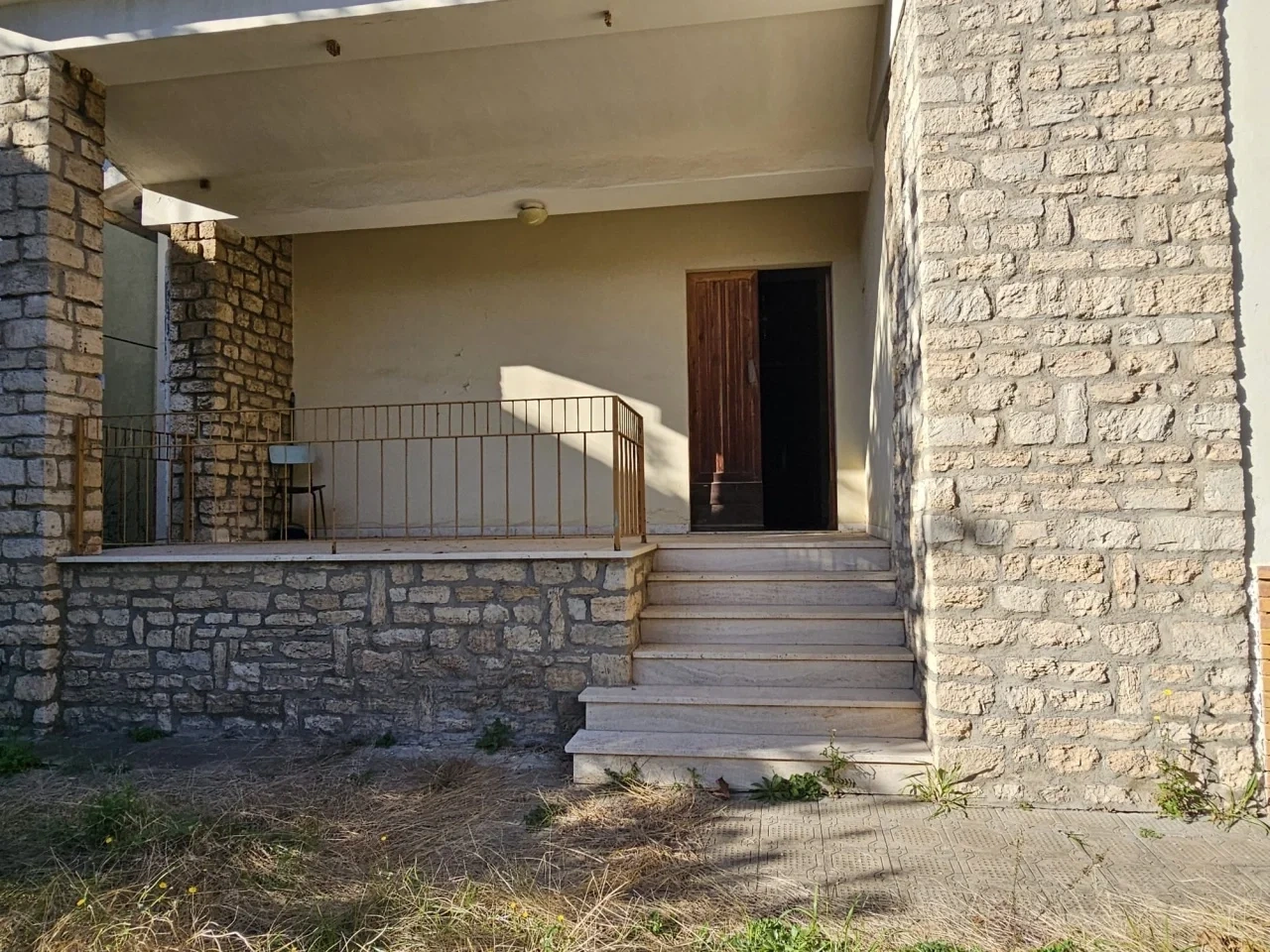 2 - venta casa follonica toscana italia