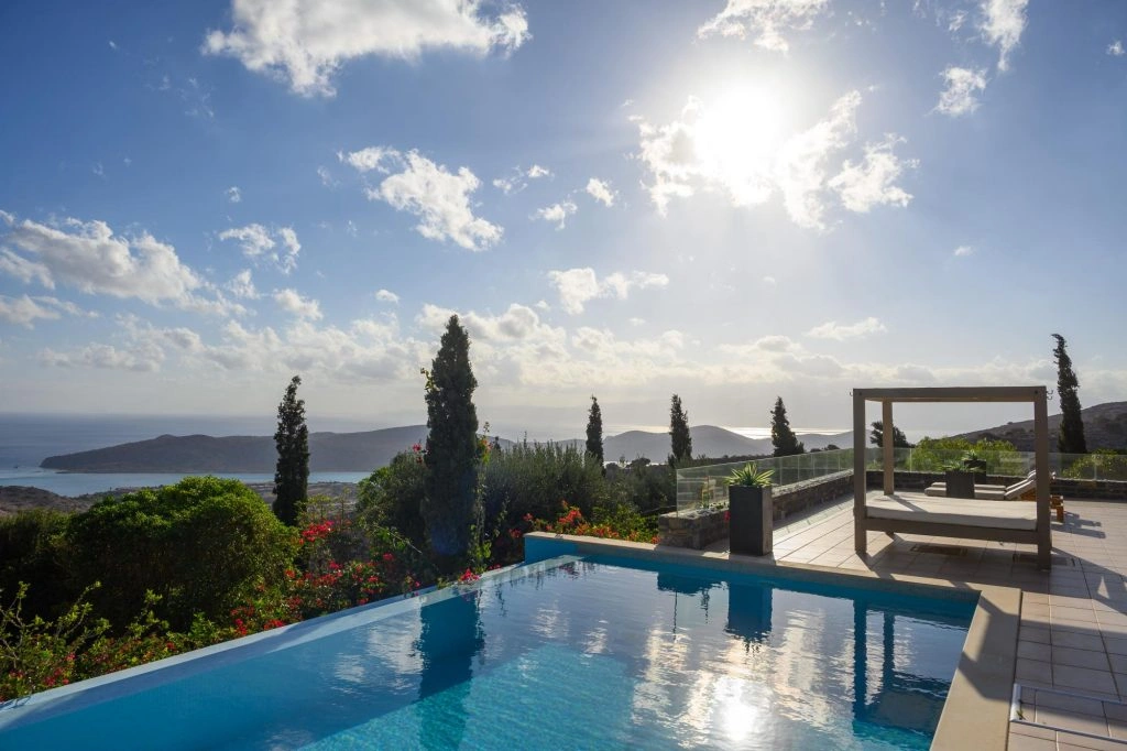 1 - vente villa vue mer pláka crète grèce