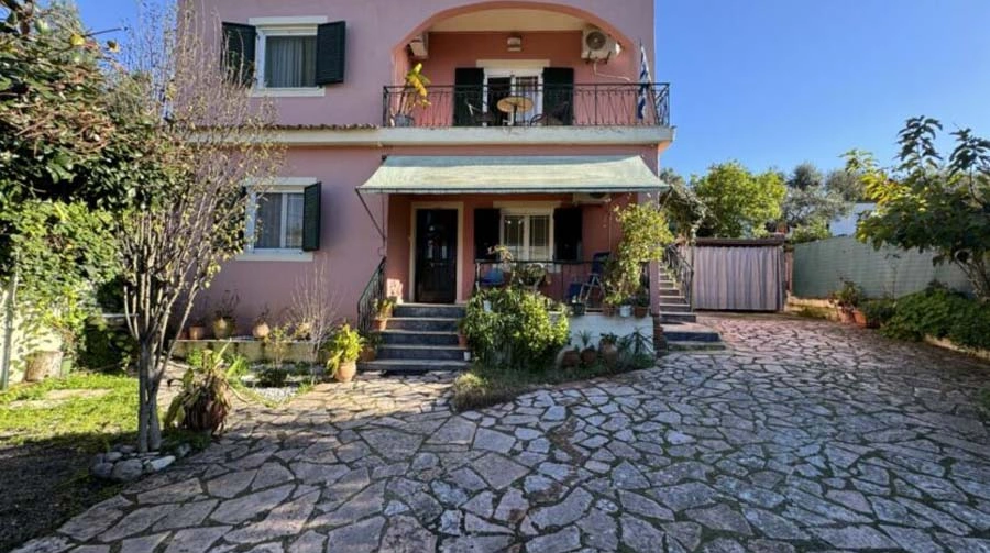 2 - vente appartement kornáta îles ioniennes grèce