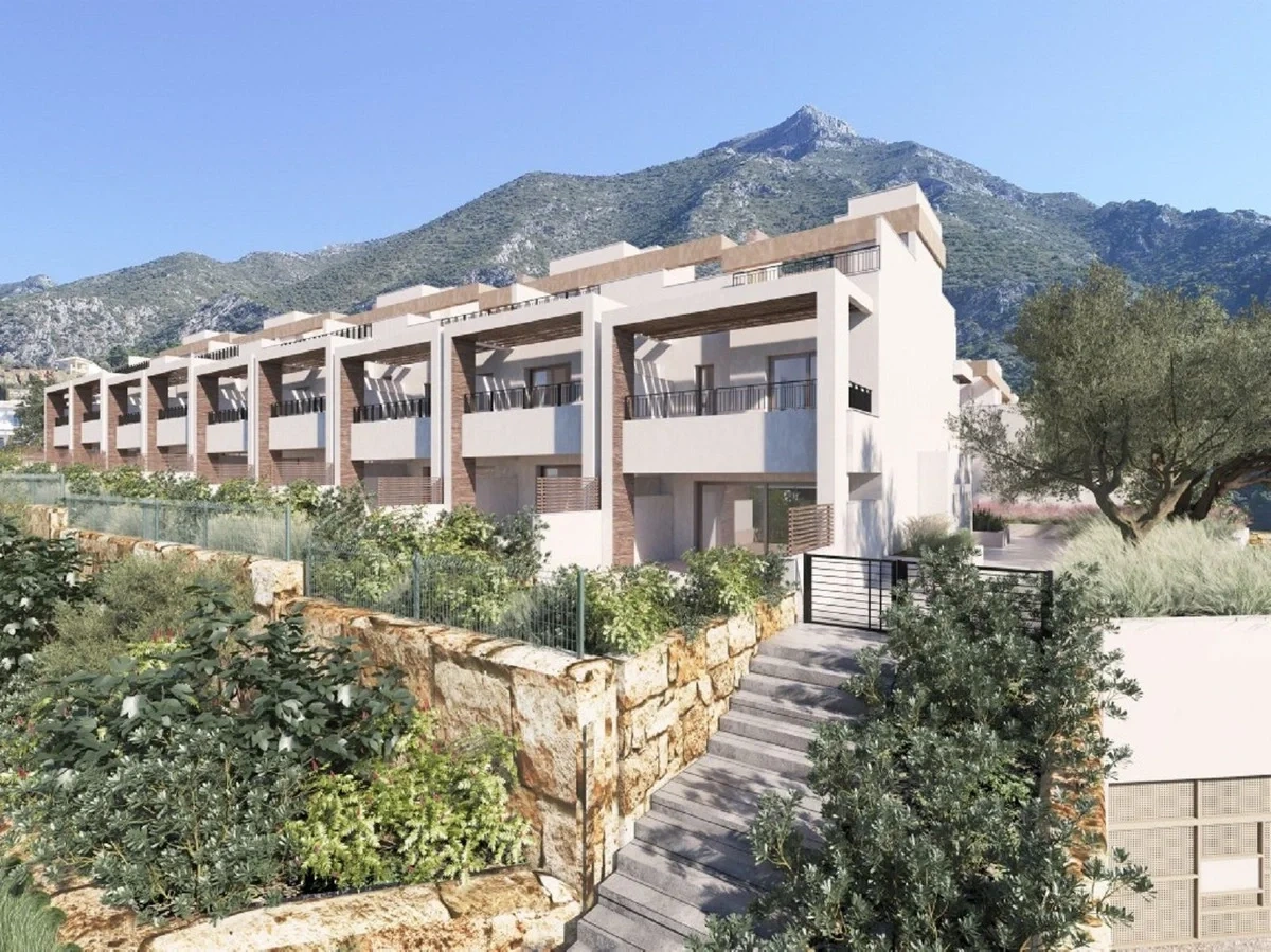2 - venta casa vista al mar istan andalucía españa