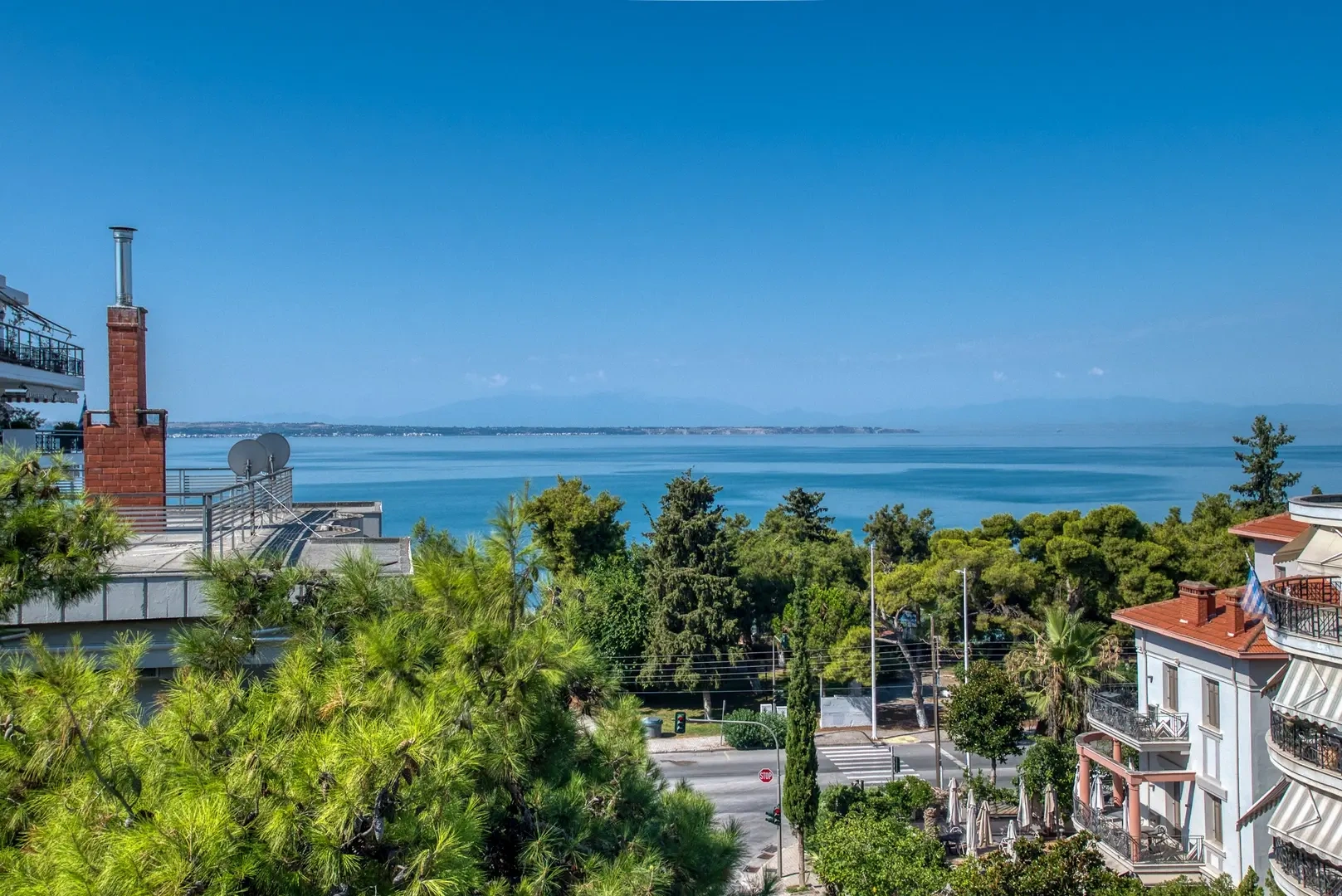 1 - vendita appartamento fronte mare kalamariá macedonia centrale grecia