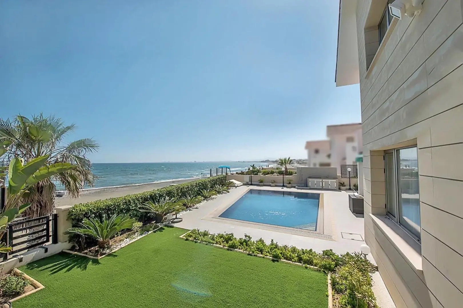 1 - verkoop appartement aan het water larnaca larnaca cyprus