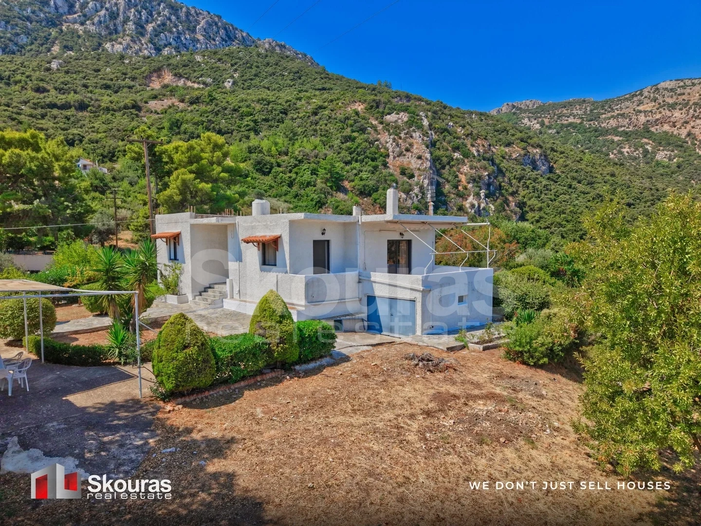 2 - vente maison vue mer trezene attique grèce