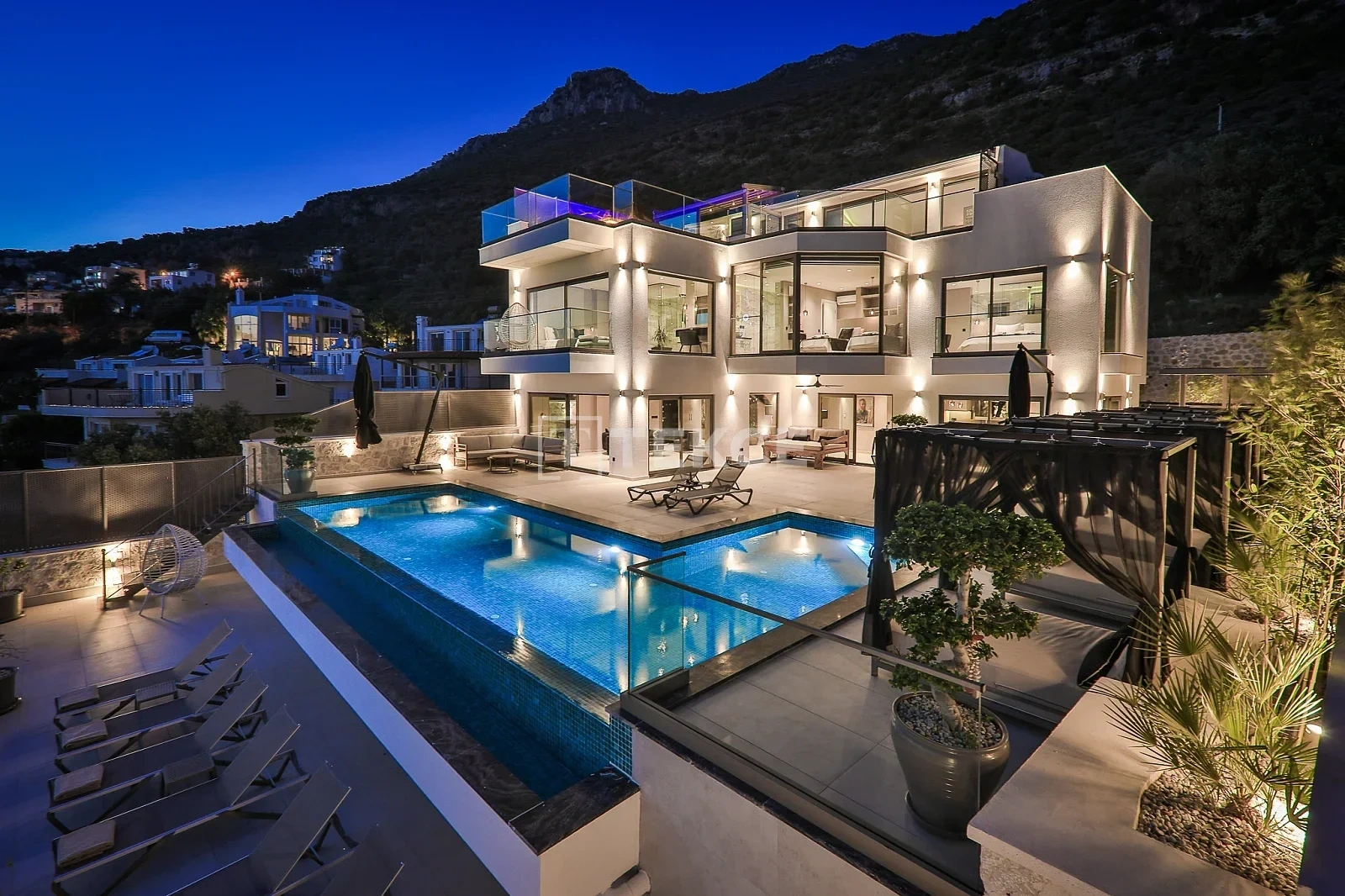 1 - vente maison vue mer kas antalya turquie