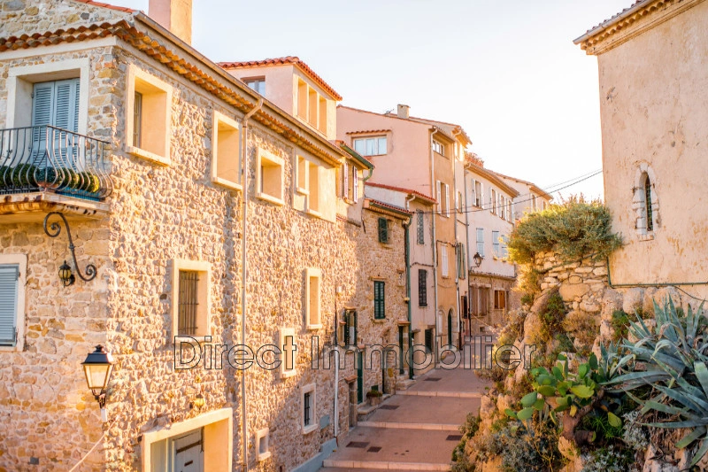 2 - venda casa a praia ao pé antibes alpes-maritimes frança