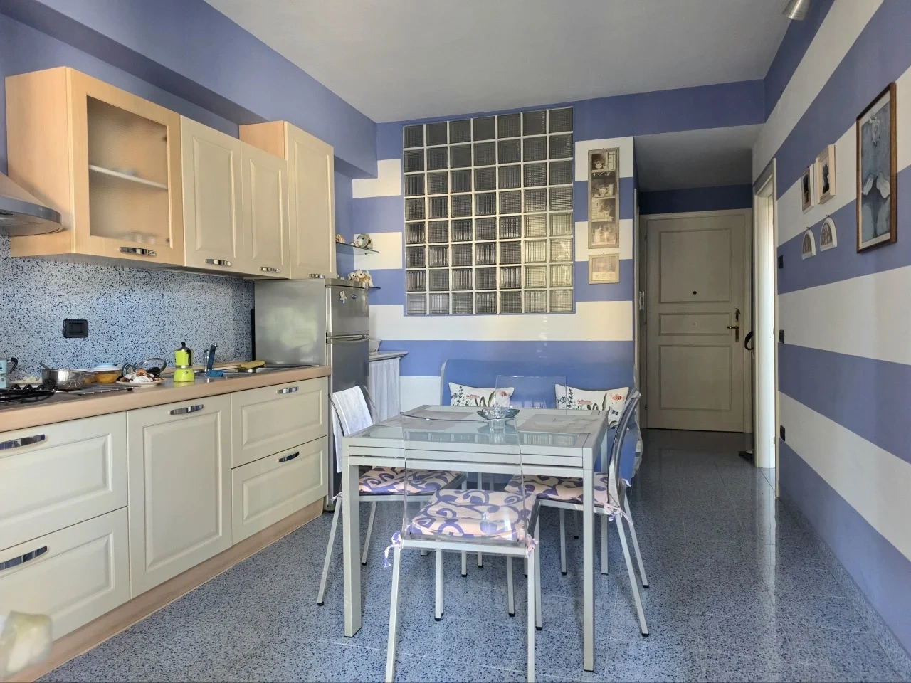 2 - verkoop appartement massa tuscany italië
