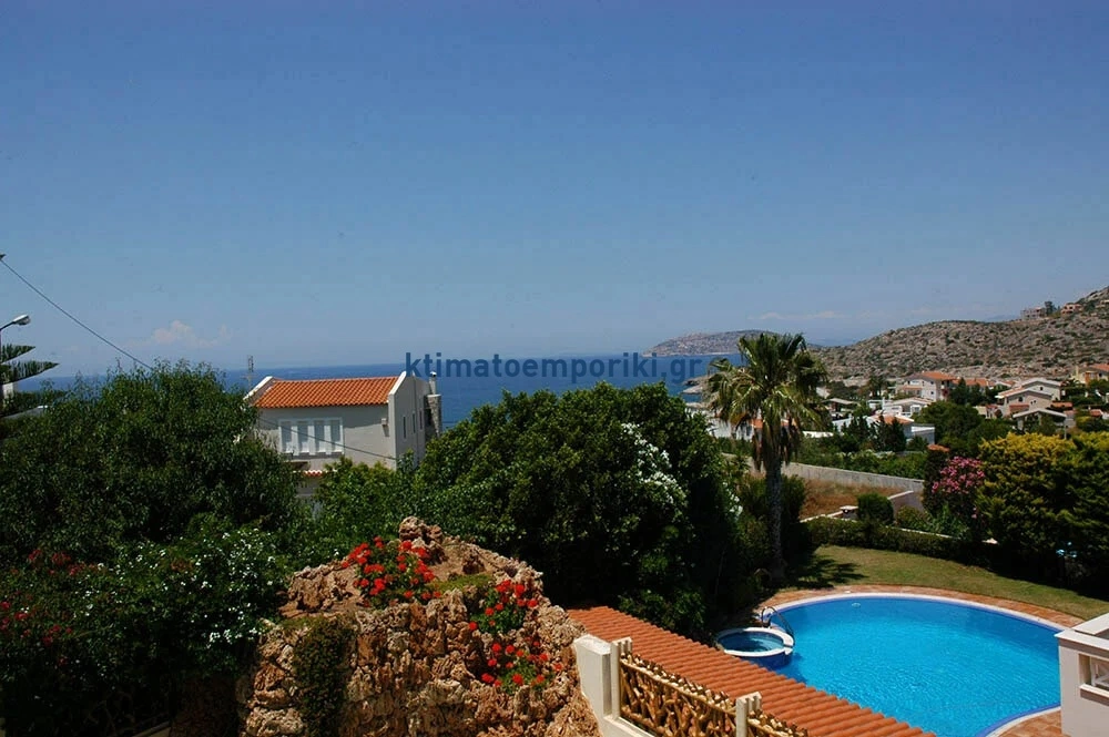 1 - vente maison pieds dans l'eau palaia fokaia attique grèce