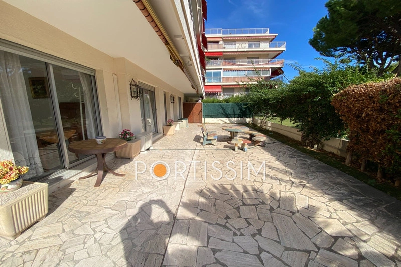 2 - vente appartement plage à pied saint-laurent-du-var alpes-maritimes france