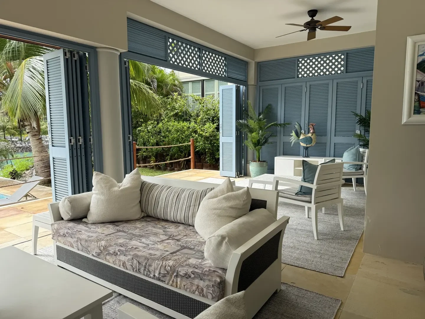 2 - vente maison pieds dans l'eau eden island mahé seychelles