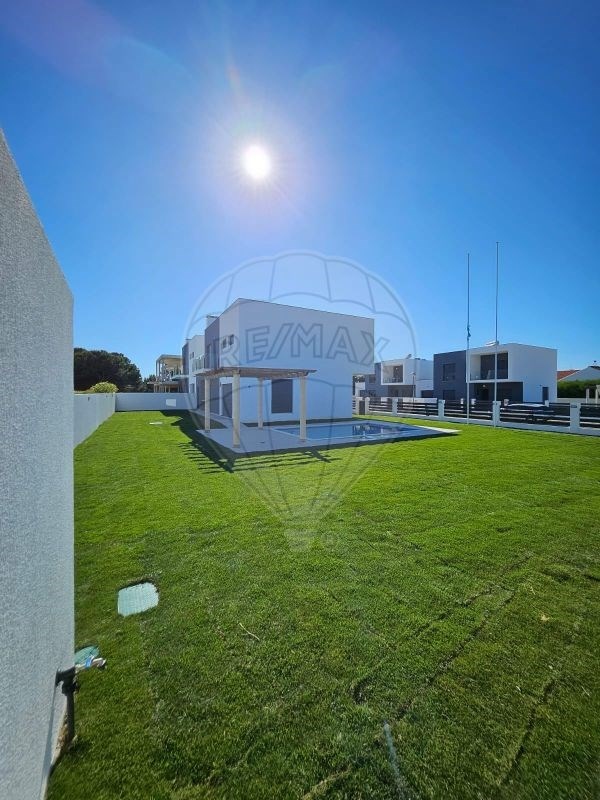 1 - house for sale in sesimbra lisbon region portugal