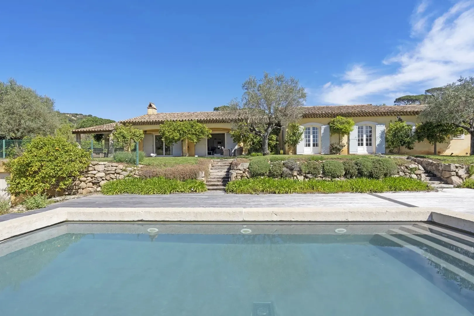 2 - house for sale in grimaud var france