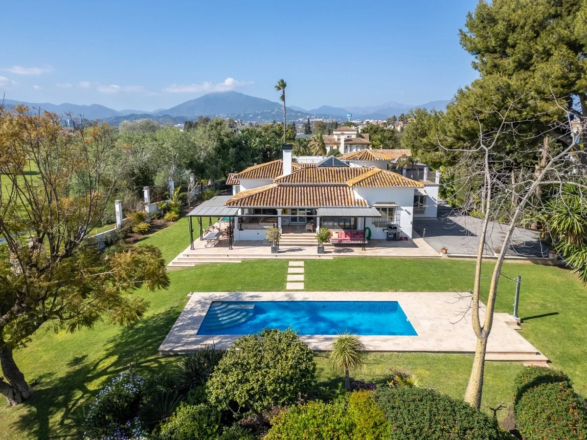 2 - verkoop huis strand to voet san pedro de alcántara andalusië spanje