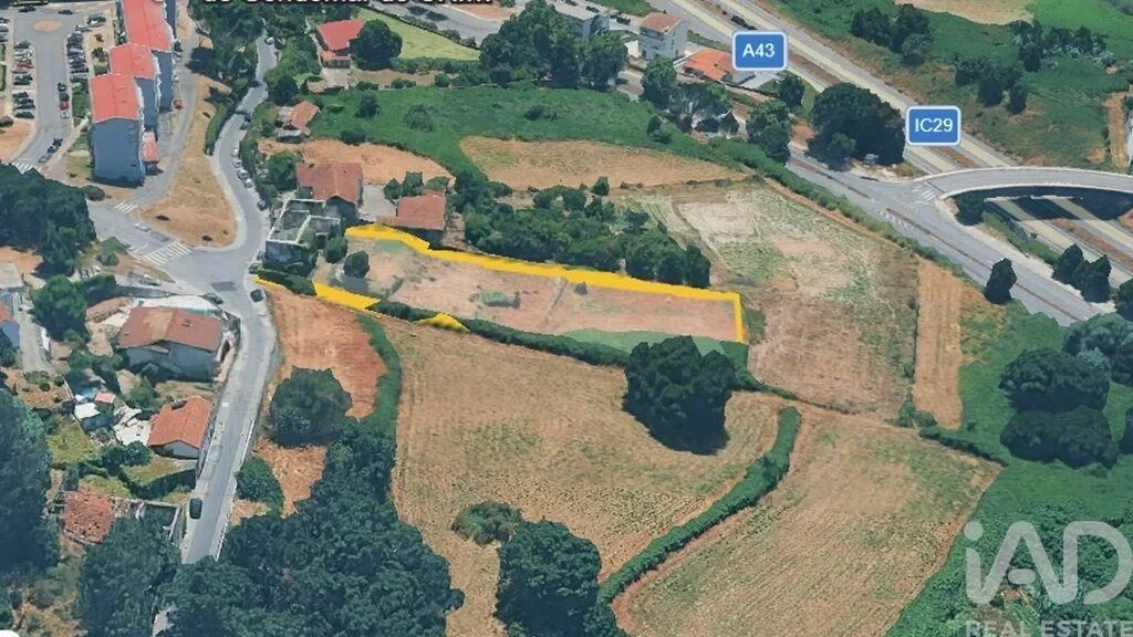 2 - plot of land for sale in gondomar north region portugal