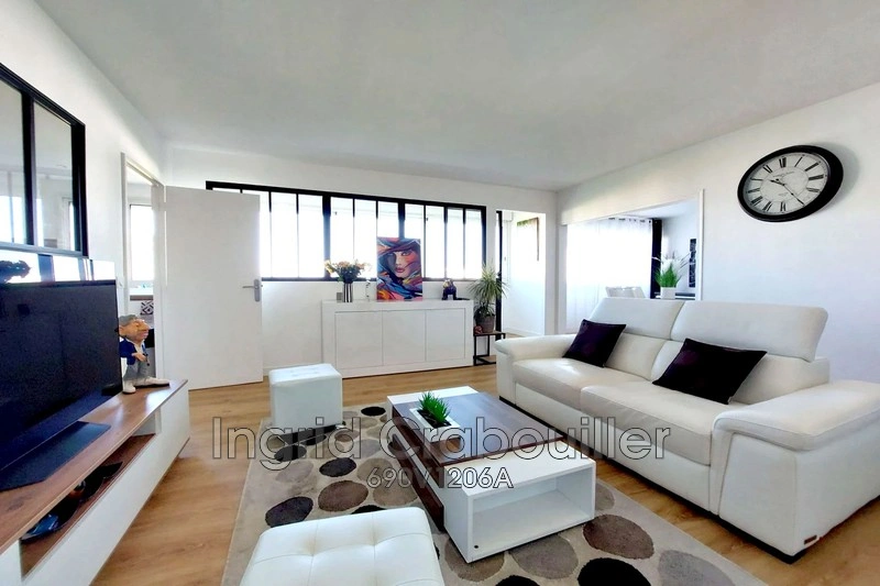 Apartamento con 2 dormitorios