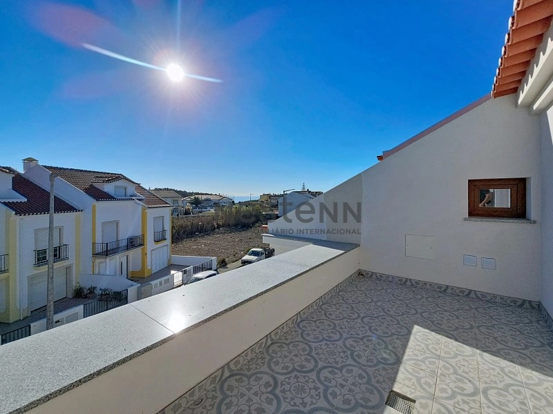 2 - sea view house for sale in atouguia da baleia centro region portugal