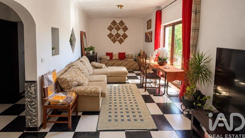 2 - villa for sale in moita lisbon region portugal