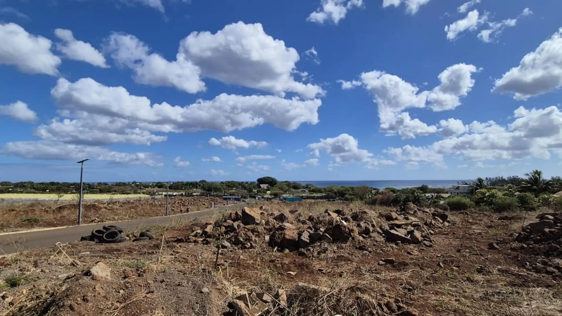 2 - verkoop terrein strand to voet albion rivière noire mauritius
