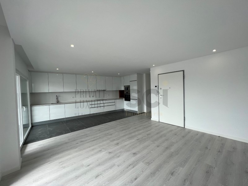 1 - apartment for sale in vale de milhaços lisbon region portugal