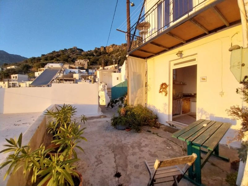 1 bedroom sea view house