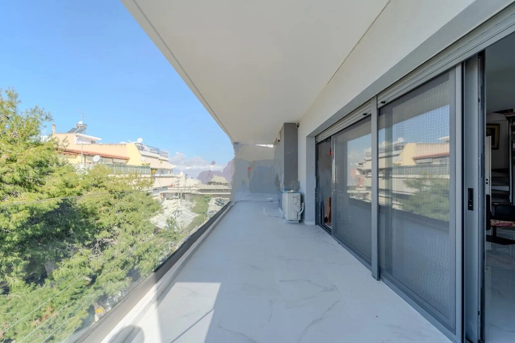 1 - beach walk apartment for sale in amfithéa peloponnese greece
