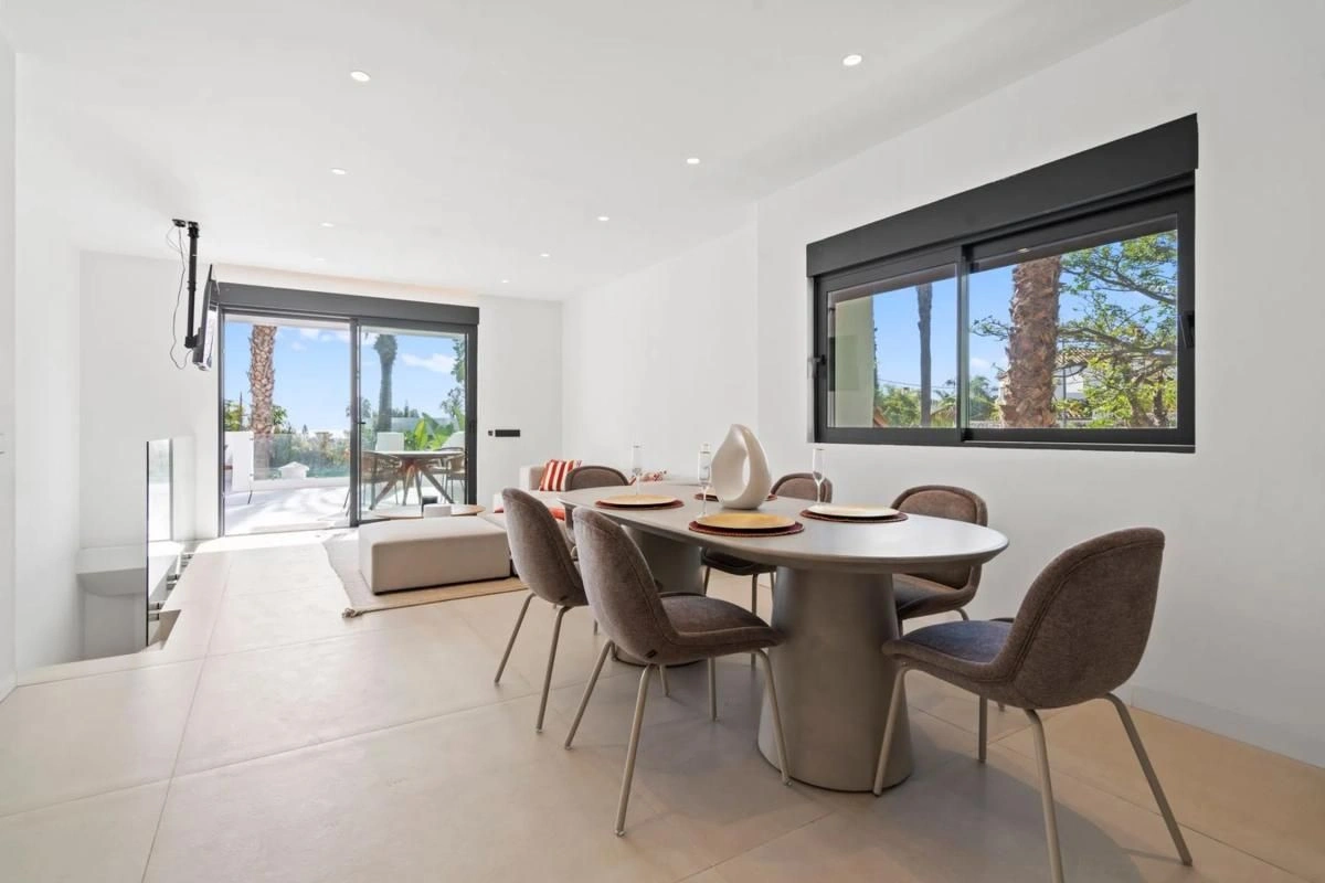 2 - house for sale in estepona - costa del sol andalusia spain