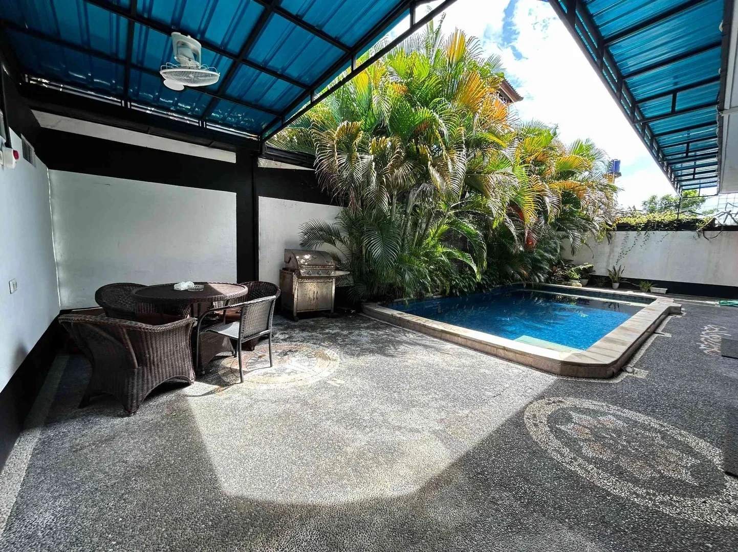 1 - verkoop villa aan het water sanur bali indonesië