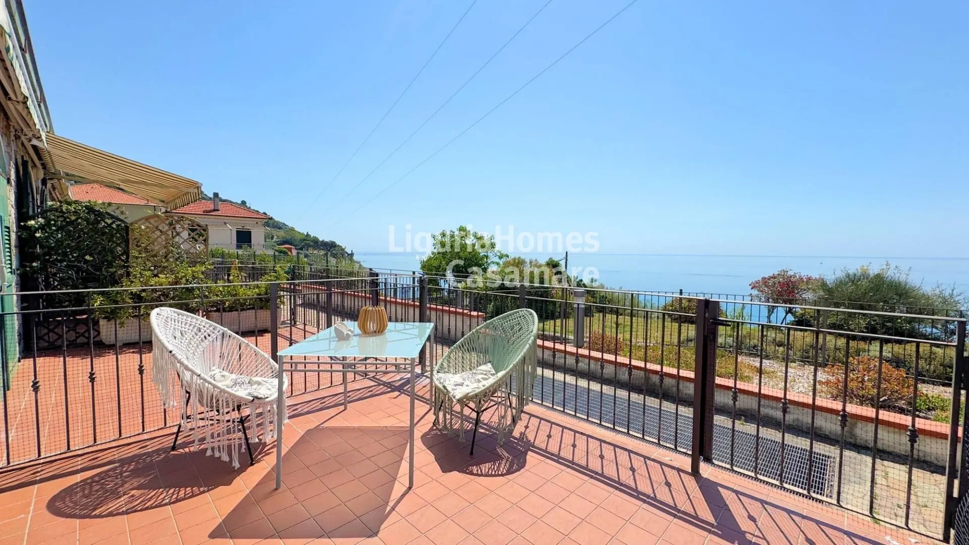 2 - venda apartamento vista de mar cipressa liguria itália