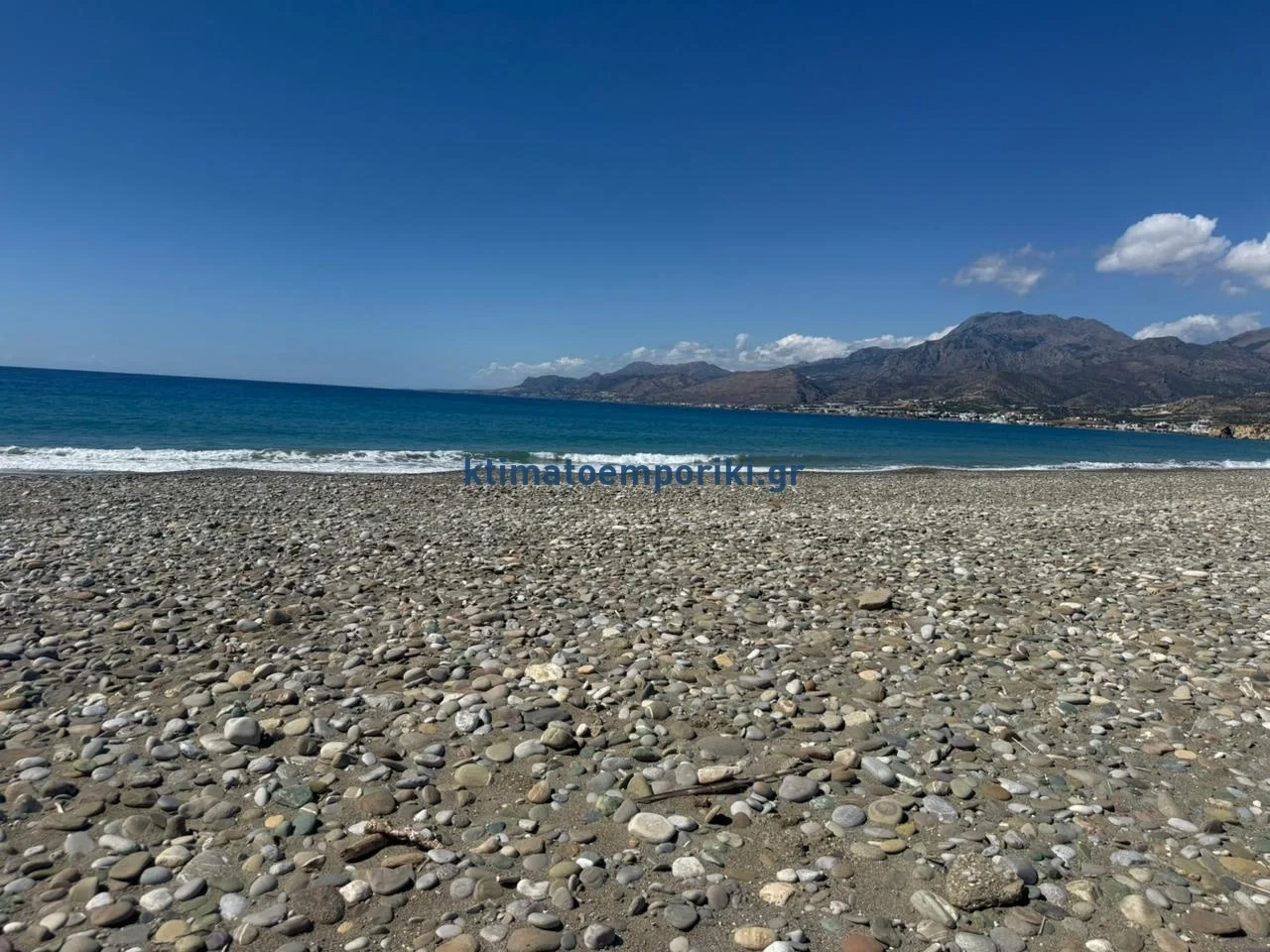 1 - verkoop terrein aan het water makry-gialos crete griekenland