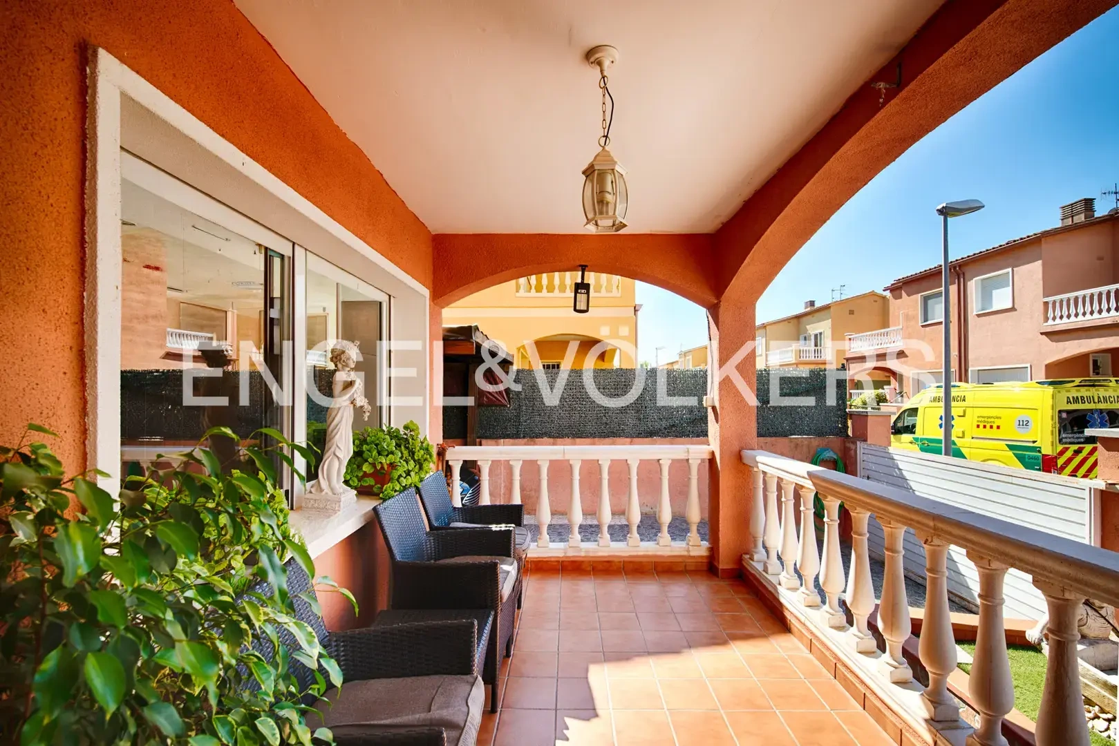 2 - verkoop huis vilafant catalonia spanje