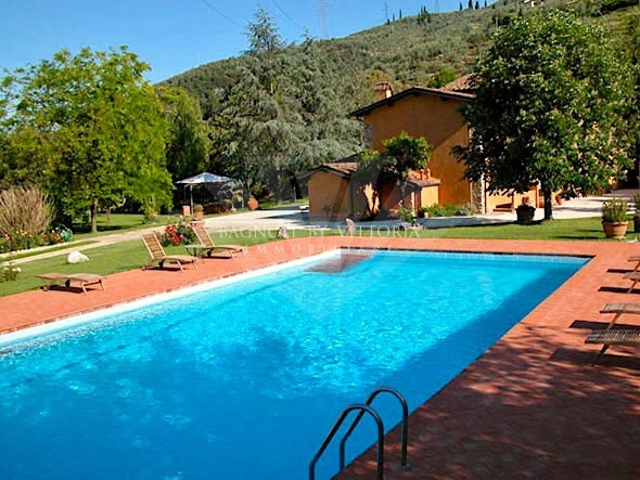 2 - venta casa pietrasanta toscana italia