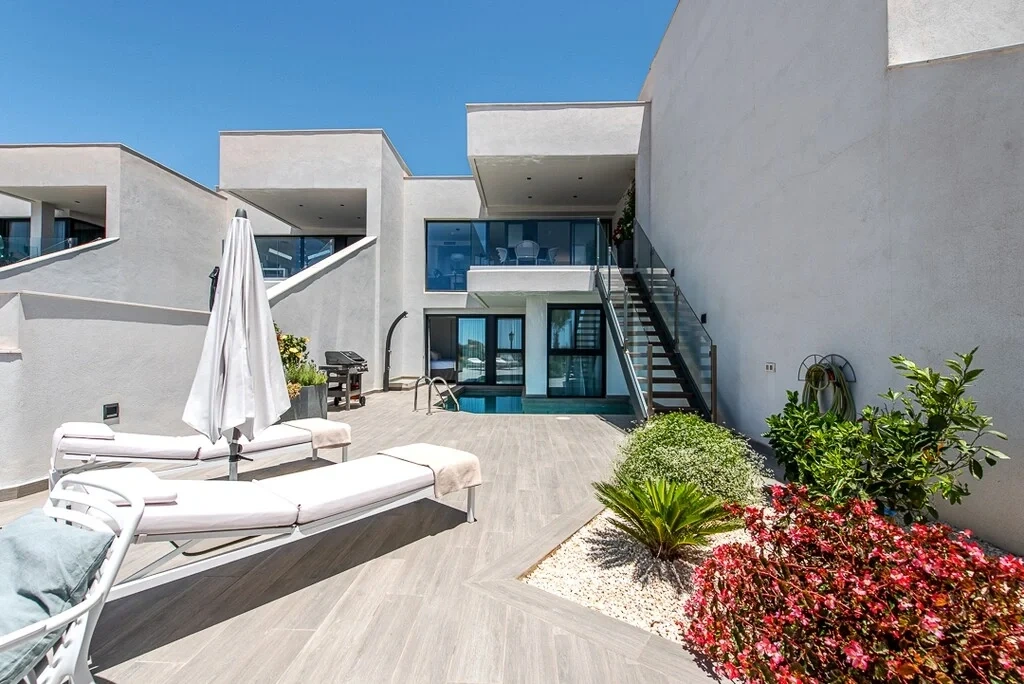 1 - venda villa vista de mar nerja andaluzia espanha