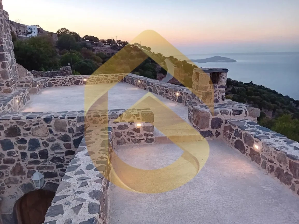 2 - venda casa vista de mar nísiros egeu meridional grécia