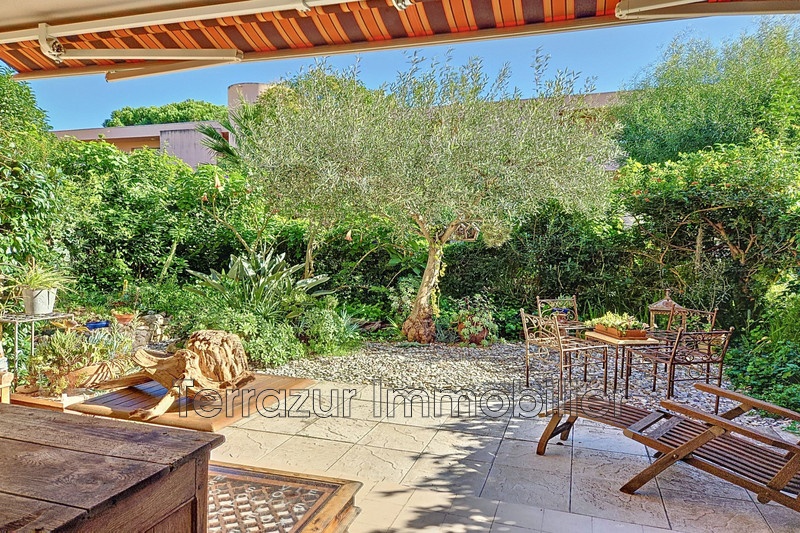 Wohnung mit Terrasse