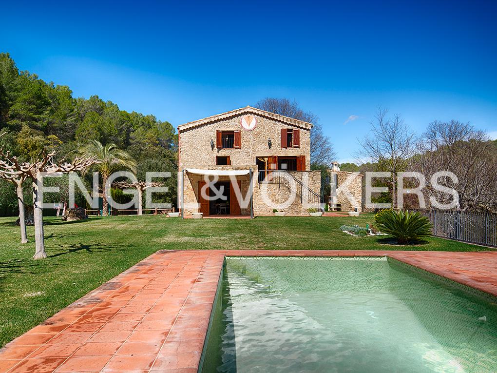 1 - venda villa llado catalunha espanha