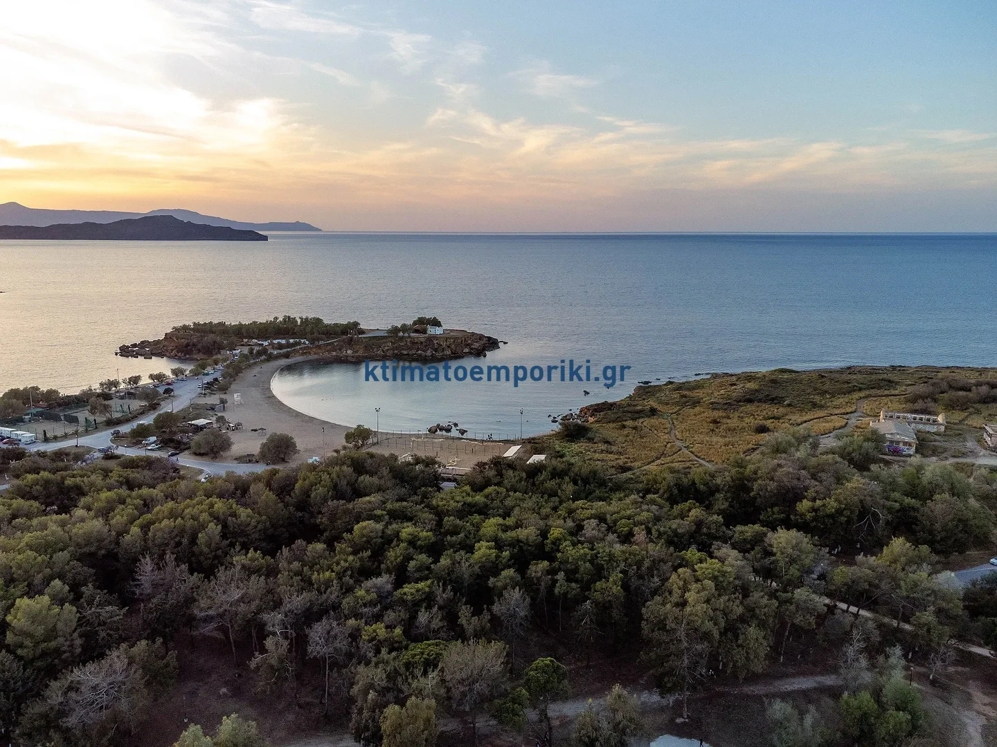 2 - waterfront house for sale in nea kydonia crete greece