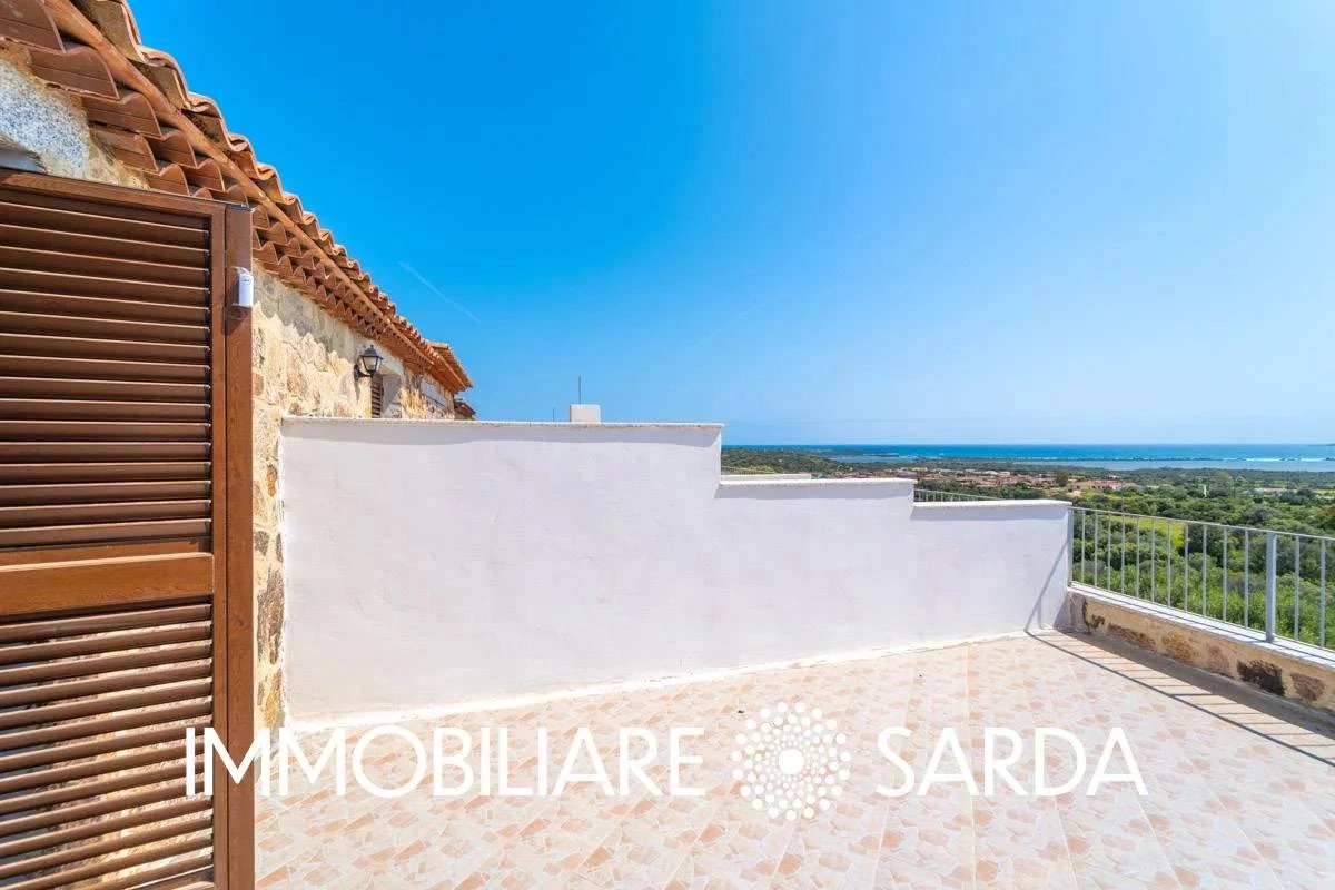 2 - venta casa vista al mar san teodoro cerdeña italia
