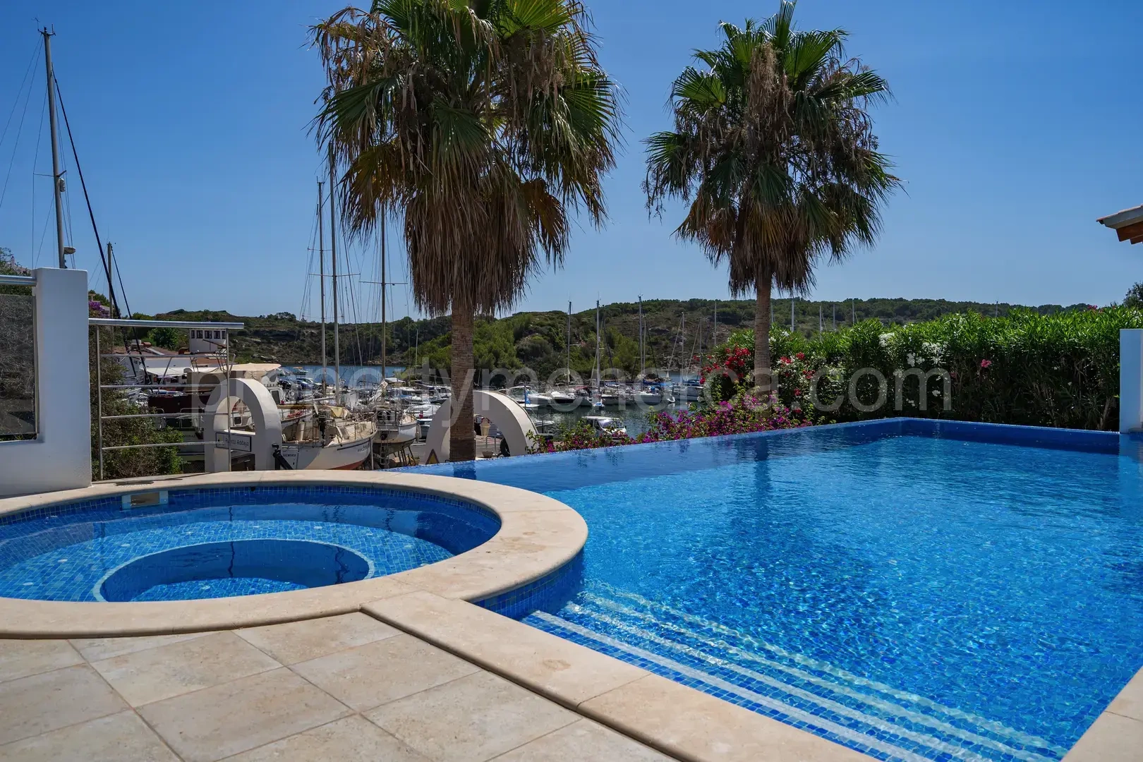 1 - verkauf haus direkt am wasser port d'addaia menorca-balearen spanien