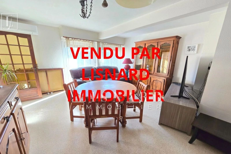 Apartamento con terraza
