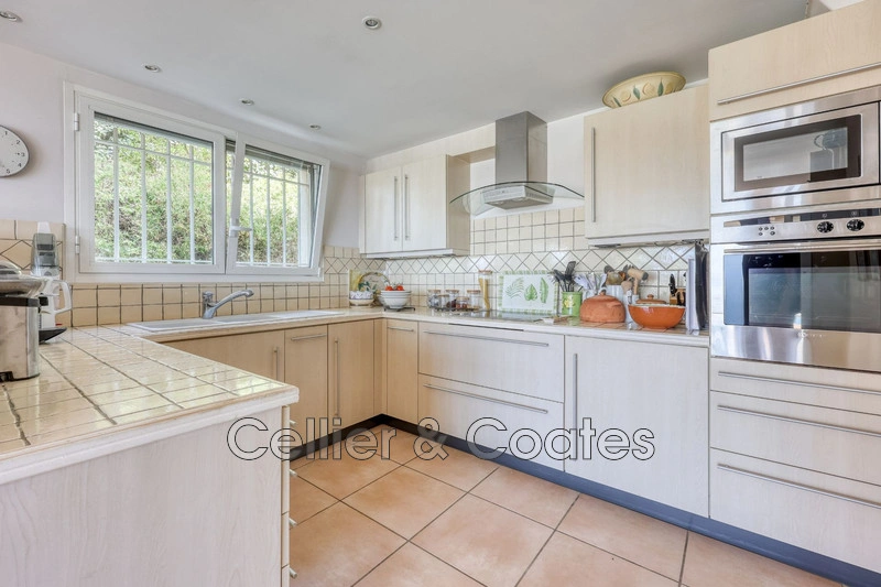 2 - sea view house for sale in le lavandou var france