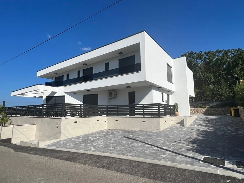 2 - vendita casa vista mare njivice litoraneo-montana croazia