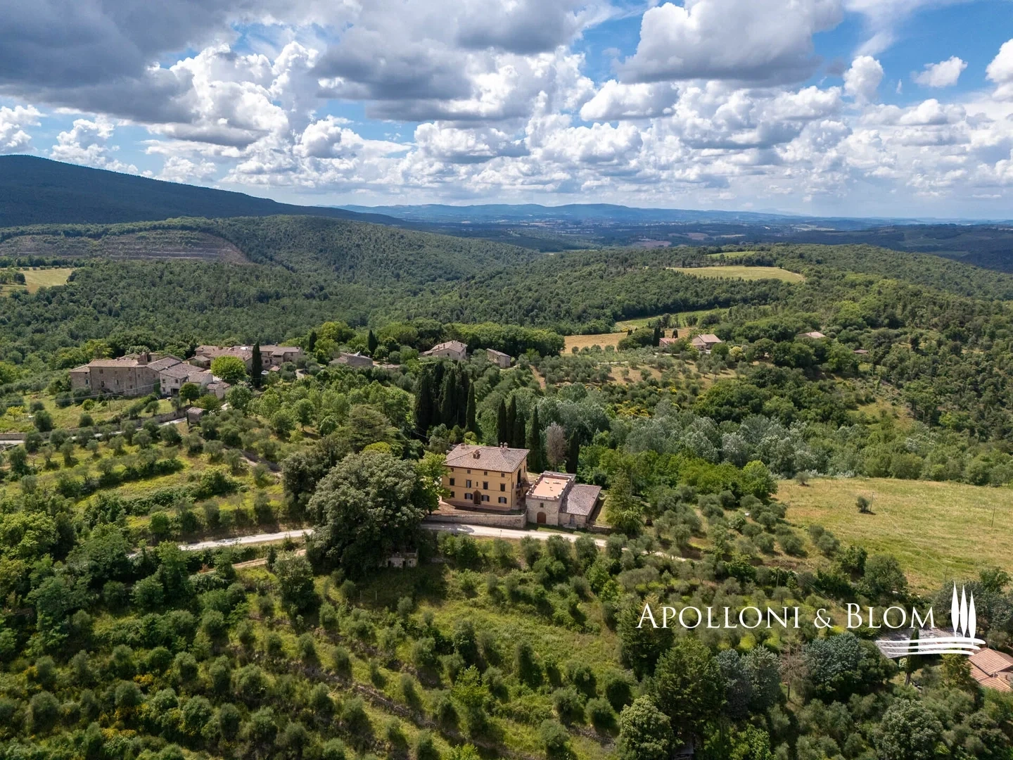 1 - vendita proprietà monteriggioni toscana italia