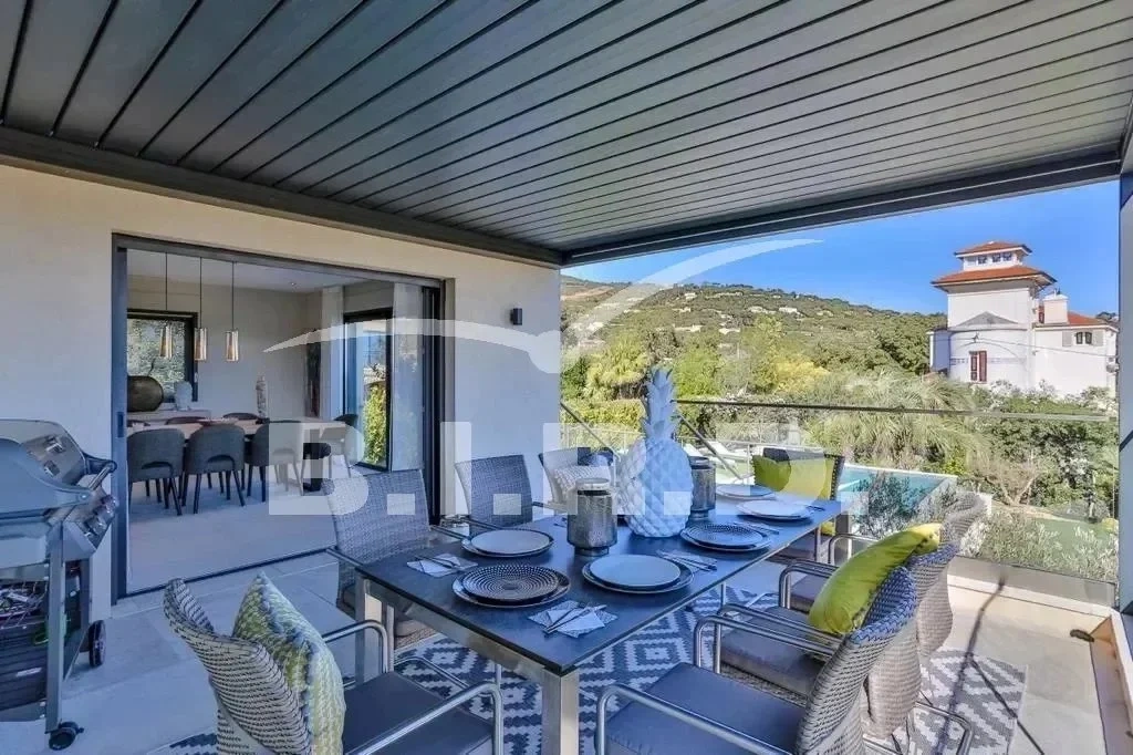2 - affitto vacanze casa vista mare grimaud var francia